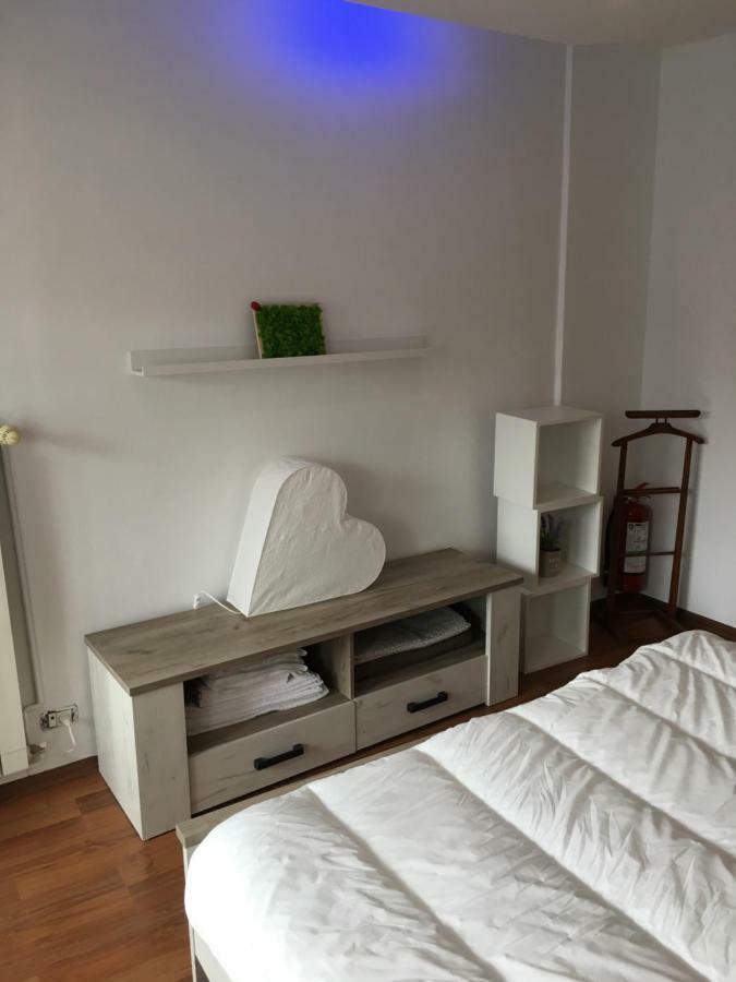 Old City Center - Unirii Panoramic Flat บูคาเรสต์ ภายนอก รูปภาพ