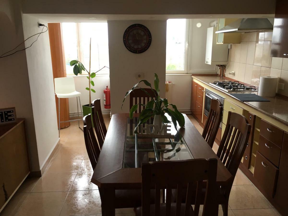 Old City Center - Unirii Panoramic Flat บูคาเรสต์ ภายนอก รูปภาพ